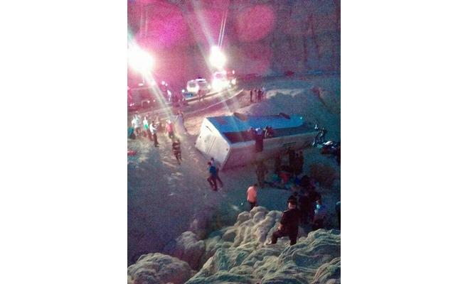 6 وفيات و38 إصابة بحادث مروع