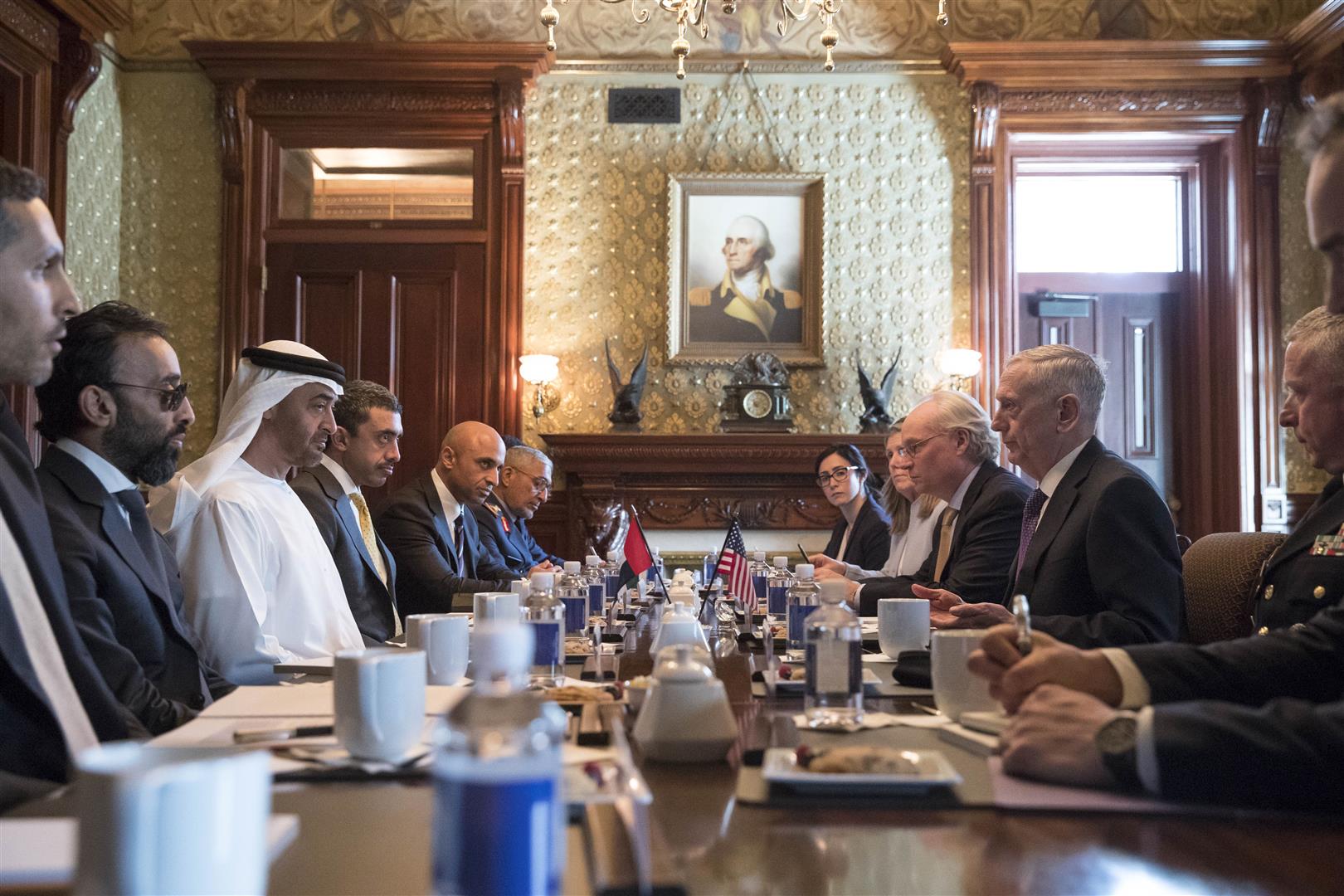 الإمارات تبرم اتفاقا دفاعيا مع واشنطن