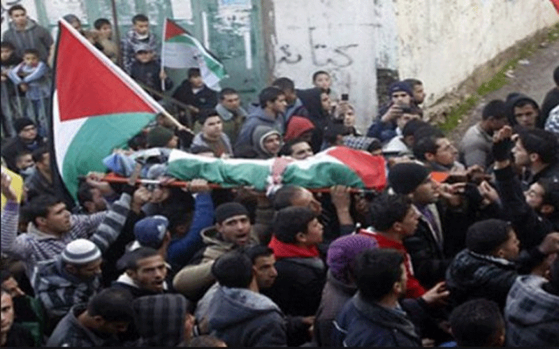 استشهاد طفل فلسطيني متأثرا بجراحه في