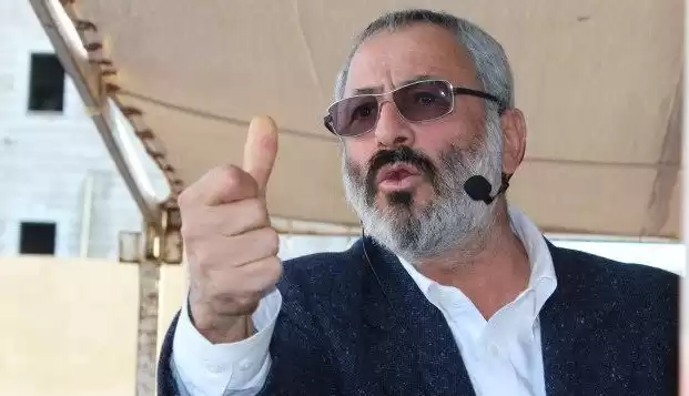 مصطفى الحمارنة.. " ثري إن ون" مدعوم من فوق