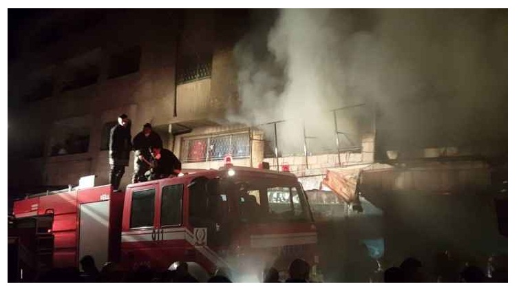 وفاة ثلاثيني تفحما بحريق محل اسفنج