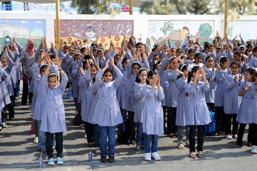 معلمو الأونروا يلتحقون بعملهم في 172