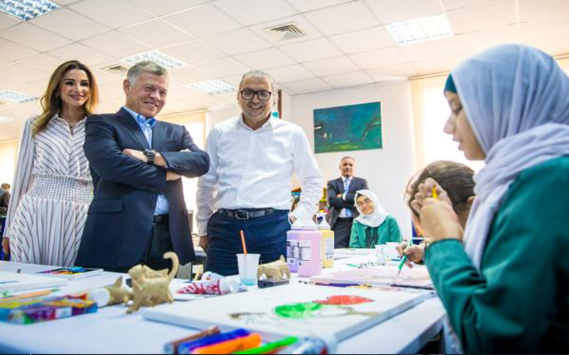 الملك والملكة يزوران أكاديمية المكفوفين في