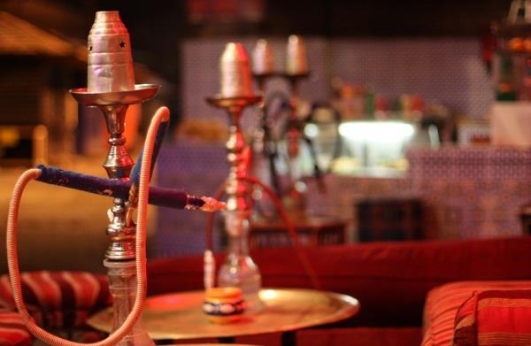 مادبا.. اغلاق (7) محال كوفي شوب