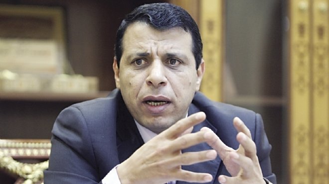 محمد دحلان في عمان للمشاركة في