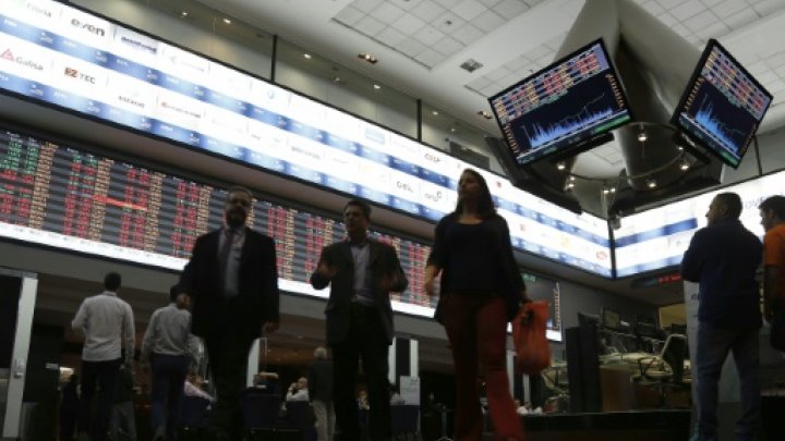 ستاندرد اند بورز تخفض التصنيف الائتماني