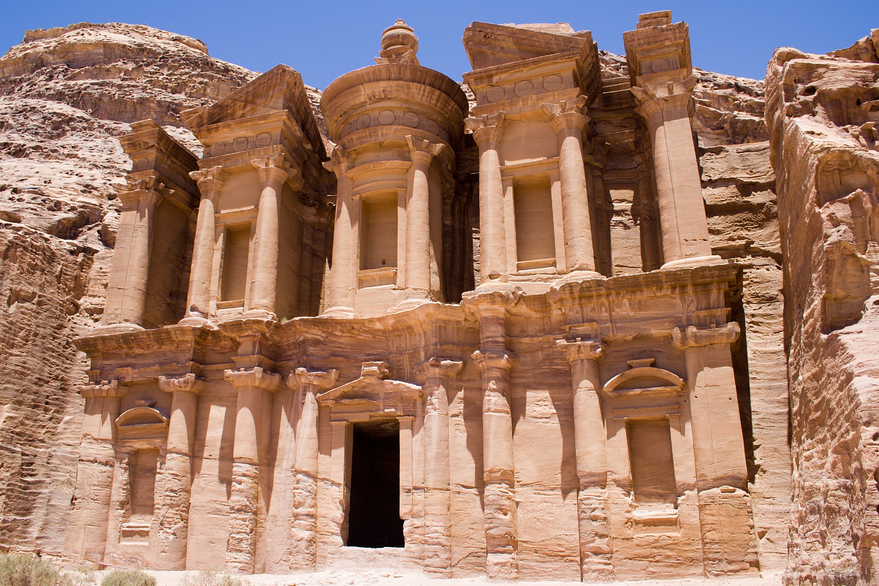 نظرا للظروف الجوية .. لا إغلاق