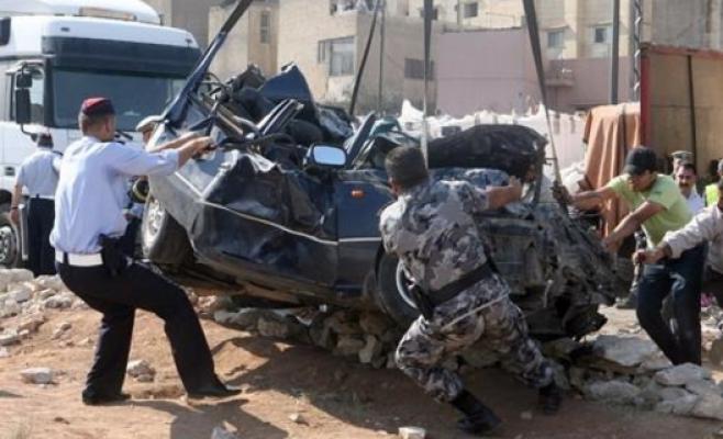 وفاة فتاة عشرينية بتدهور سيارة في