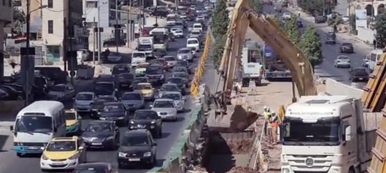 طريق بديل للقادمين من الزرقاء