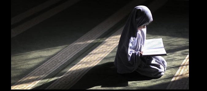 اصغر حافظة للقرآن تغادر الى السعودية