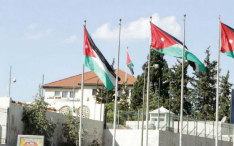 مجلس الوزراء يلغي قرار اعفاء الموظفين