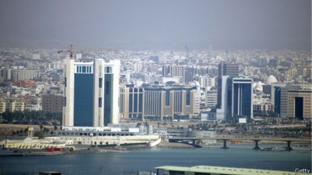الشاب السعودي والطفلة الفقيرة .. الهاشتاغ
