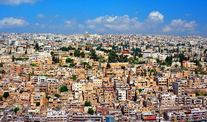 اليوم: طقس دافئ وانخفاض على درجات