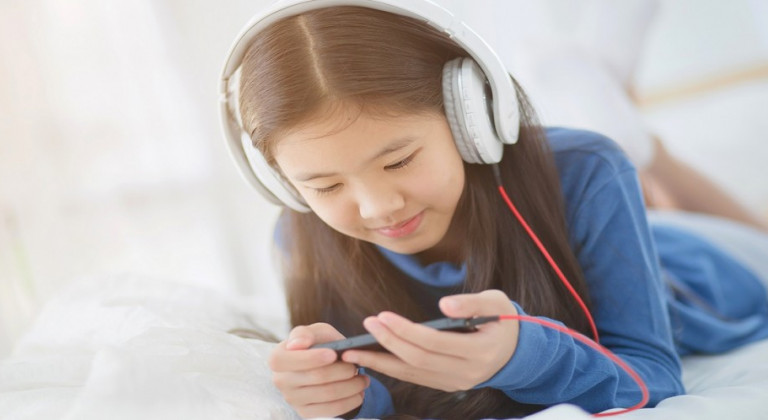 كيف تستعيدين ابنك من هاتفه؟