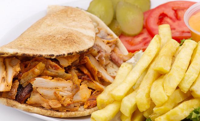 المستهلك: احذروا العروض التحايلية بمطاعم الوجبات