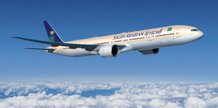 طائرة سعودية تهبط اضطراريا لإنقاذ راكبة