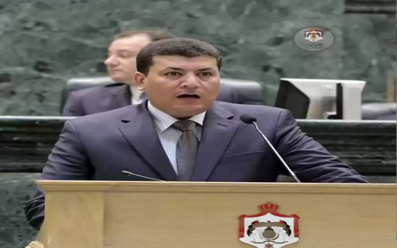 شديفات يحجب الثقة .. ويطالب بالغاء ضرائب الملقي