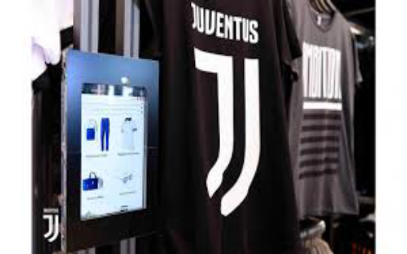 متجر يوفنتوس الإلكتروني يتعطل بسبب القميص