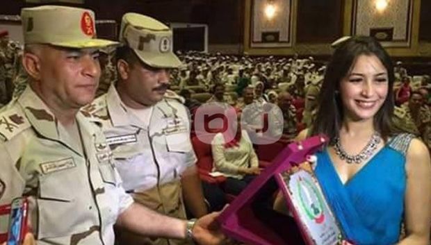 رفهت عن الجنود فكرمها الجيش