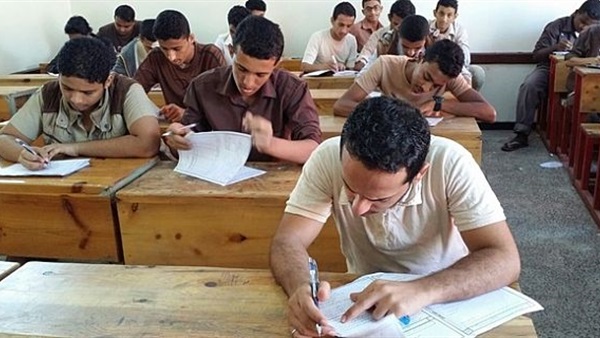 لجنة لدراسة تطوير امتحان الثانوية العامة