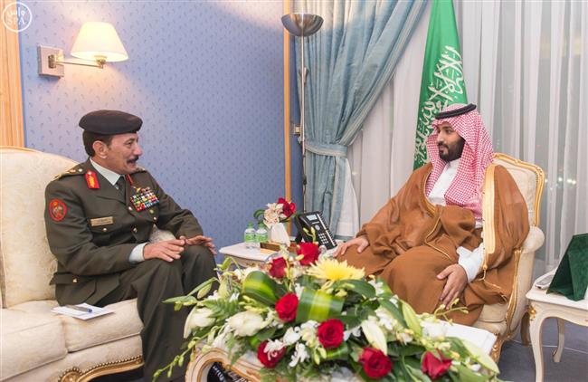 الزبن يبحث مع وزير الدفاع السعودي
