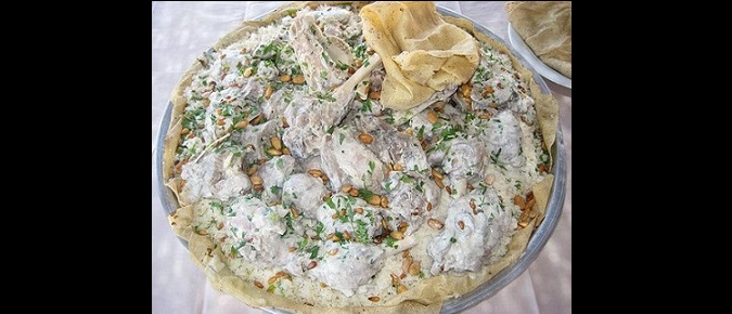 المنسف رمز ضيافة الأردنيين وافطار اول