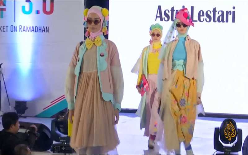 افتتاح أول معهد للأزياء الإسلامية في