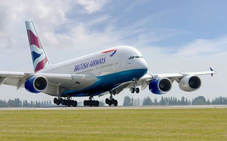 إخلاء 172 شخصا من على متن