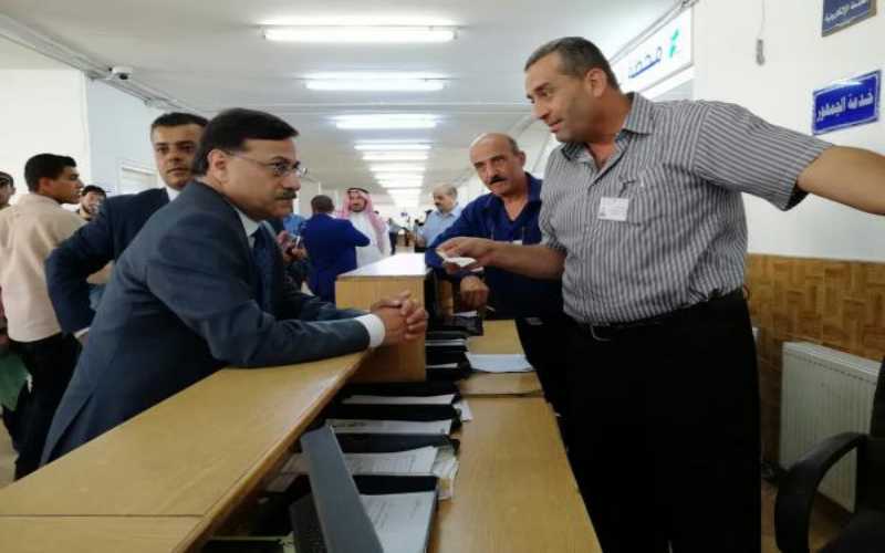 كناكرية يتفقد مديرية أراضي شمال عمان