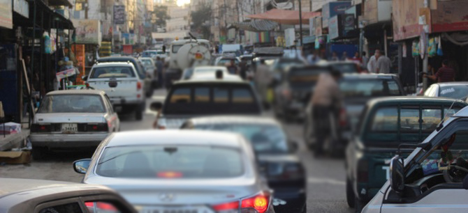كفرنجة: تشهد اختناقات مرورية قبل العيد