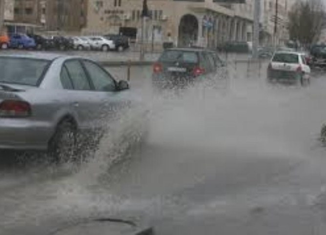 اجواء ماطرة مساء اليوم و غدا