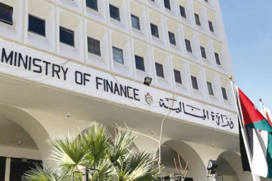 انخفاض عجز الموازنة 24% خلال النصف