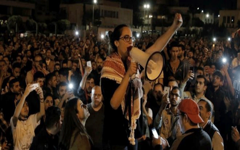 صحف عربية ودولية تتحدث عن احتجاجات