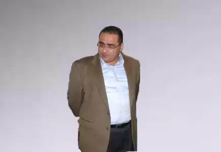 عامر البشير.. حديث متأخر عن قطاع النقل العام