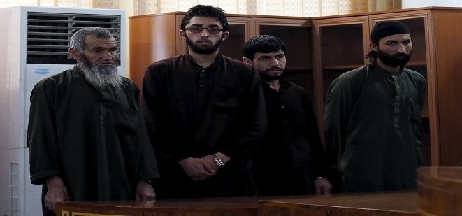 قرار بإعدام 4 أفغان قتلوا امرأة