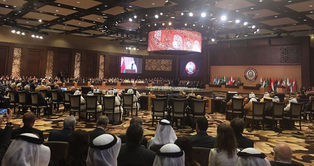 انطلاق أعمال القمة العربية في البحر