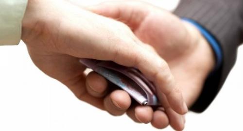 الأمانة: تحول 12 موظفا للمدعي العام