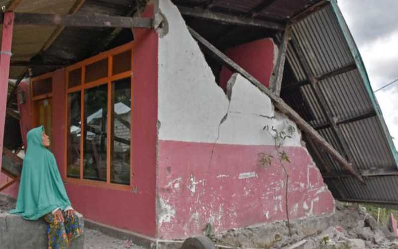 زلزال في إندونيسيا: مقتل 14 شخصا