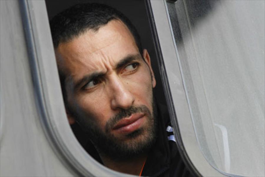 أبو تريكة يغيب عن جنازة والده