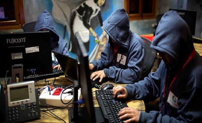 روسيا تعلن إحباط هجوم إلكتروني لمخابرات