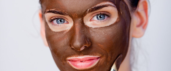 مستحضرات التجميل بالشوكولاتة تمنح بشرتك ملمسا