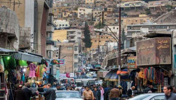 فوضى كبيرة تعيشها الأسواق الأردنية