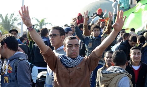 20 سببا تمنع الإخوان من الثورة