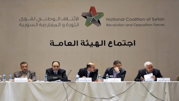 (الائتلاف) يبحث المشاركة في جنيف 3
