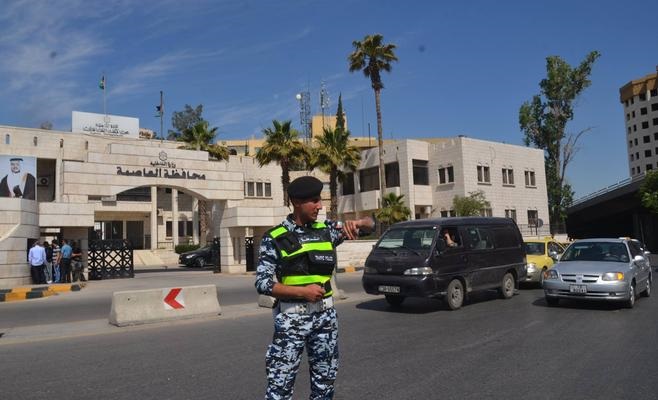 مواطن فلسطيني : رجل أمن اردني