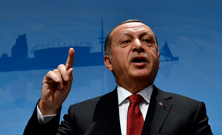 اردوغان يتهم ناشطين موقوفين بمحاولة استكمال