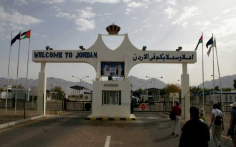 نشامى الامن العام يستقبلون حجاج مصر