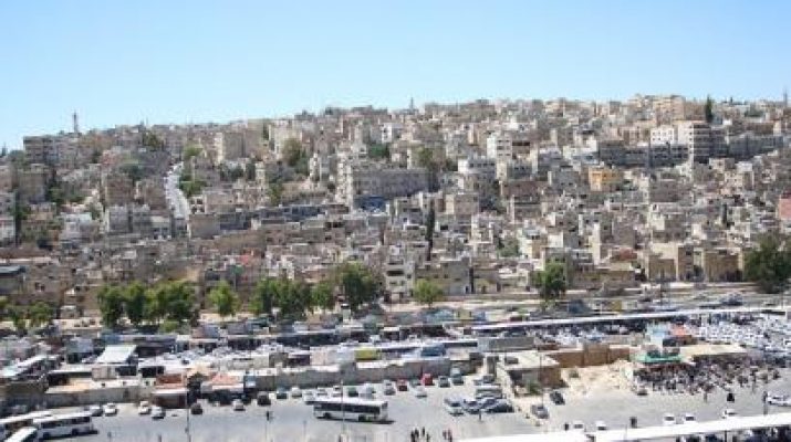 مخيم المحطة امام القضاء