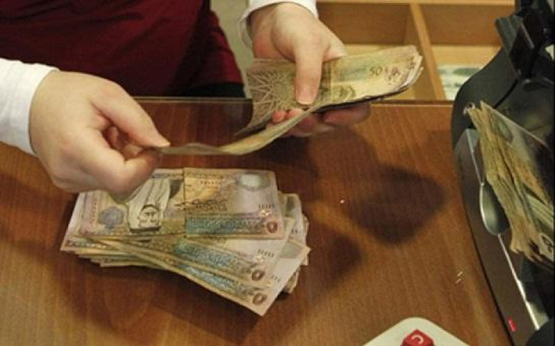 الضريبة: صرف الدعم النقدي مستمر.. ووزعنا