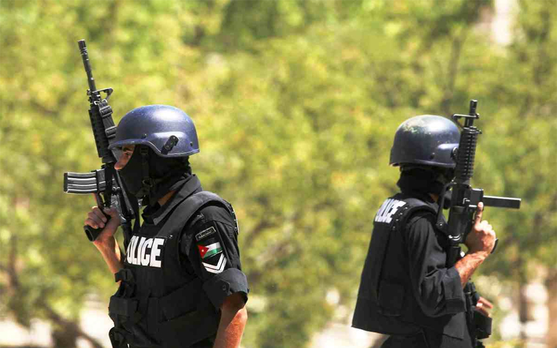 كهرباء الطفيلة تستعين بقوة امنية لتحصيل